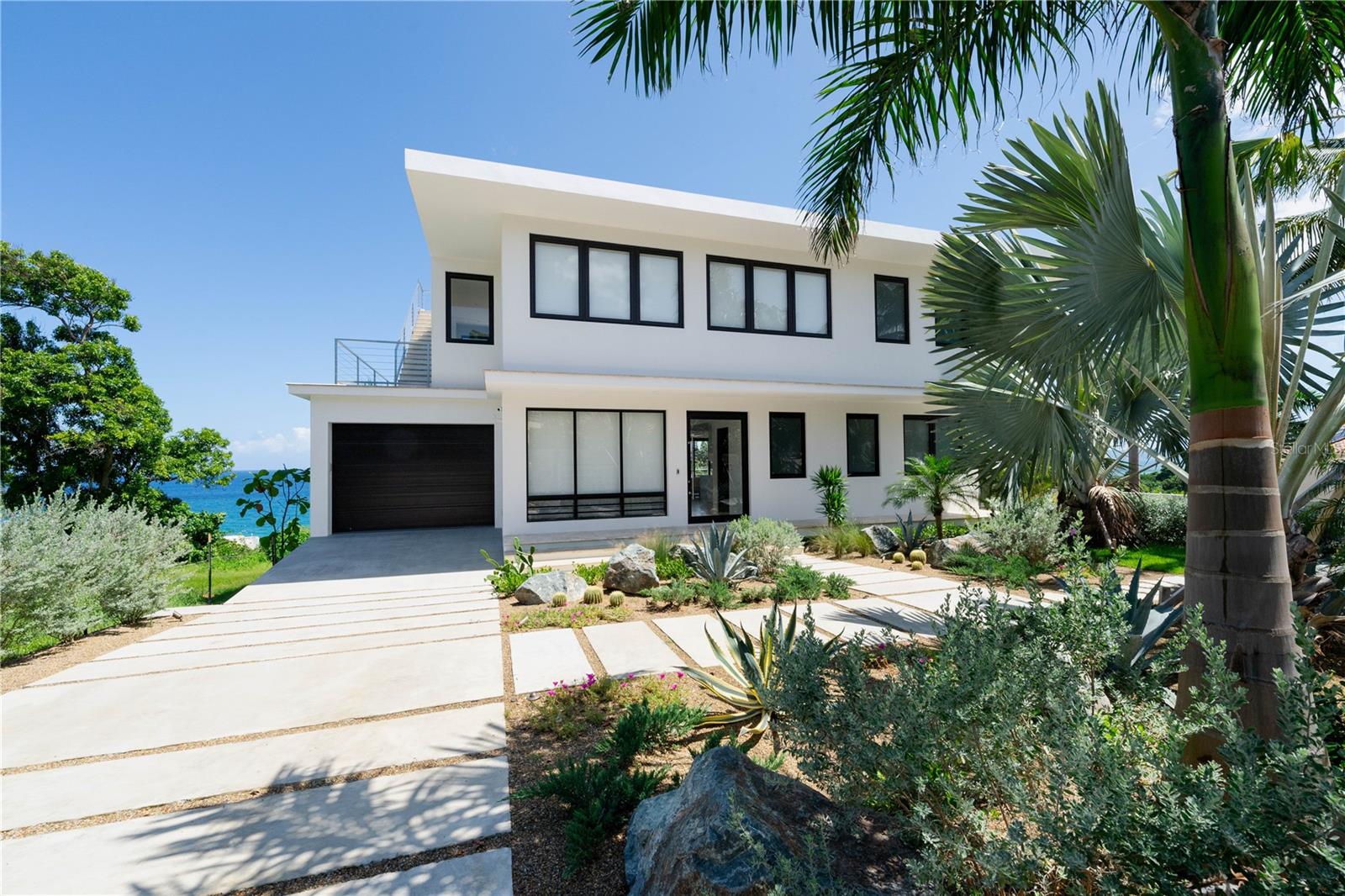 Carr 413 CALLE COLINA LINDA BO. PUNTAS