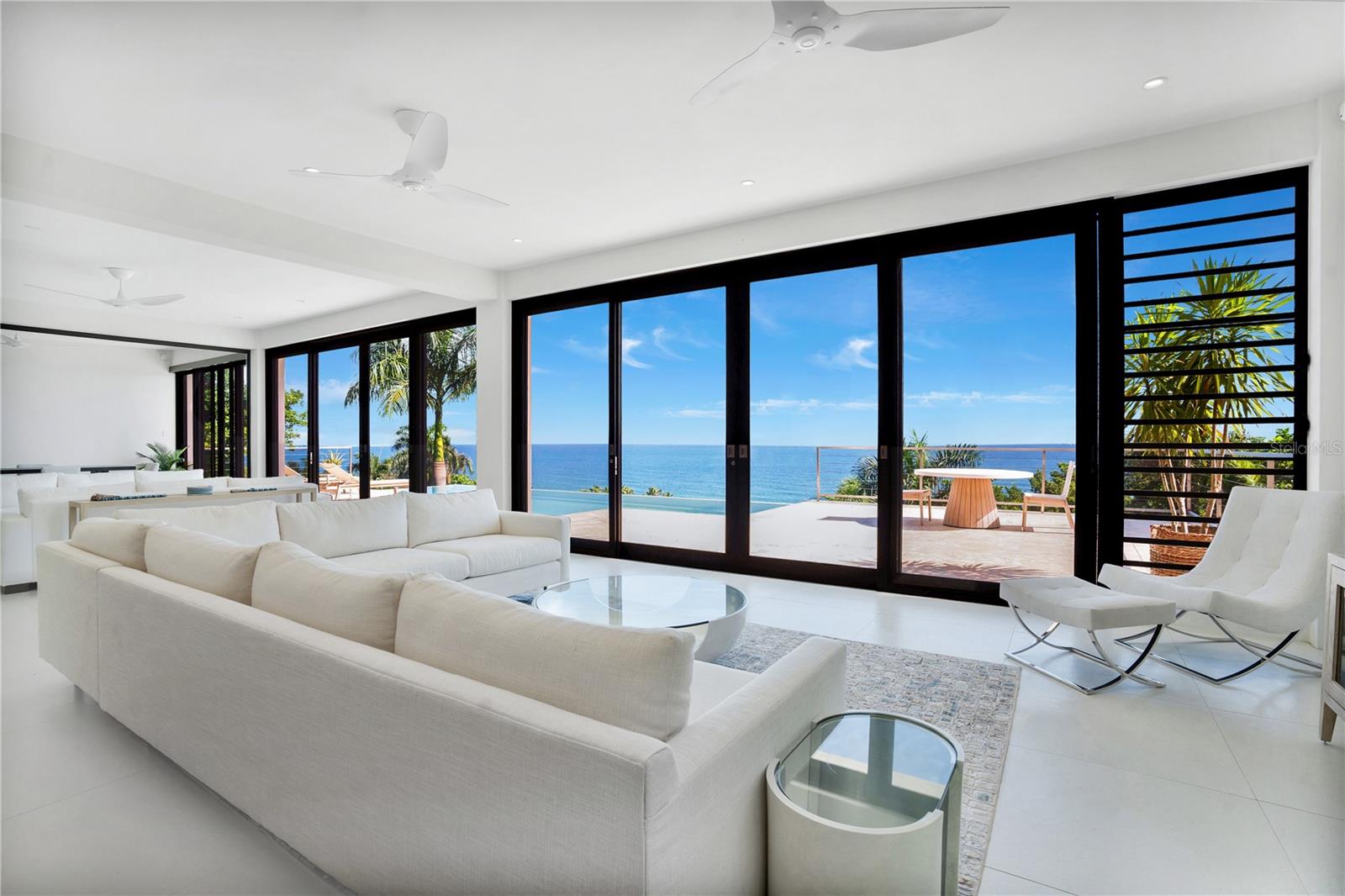 Carr 413 CALLE COLINA LINDA BO. PUNTAS