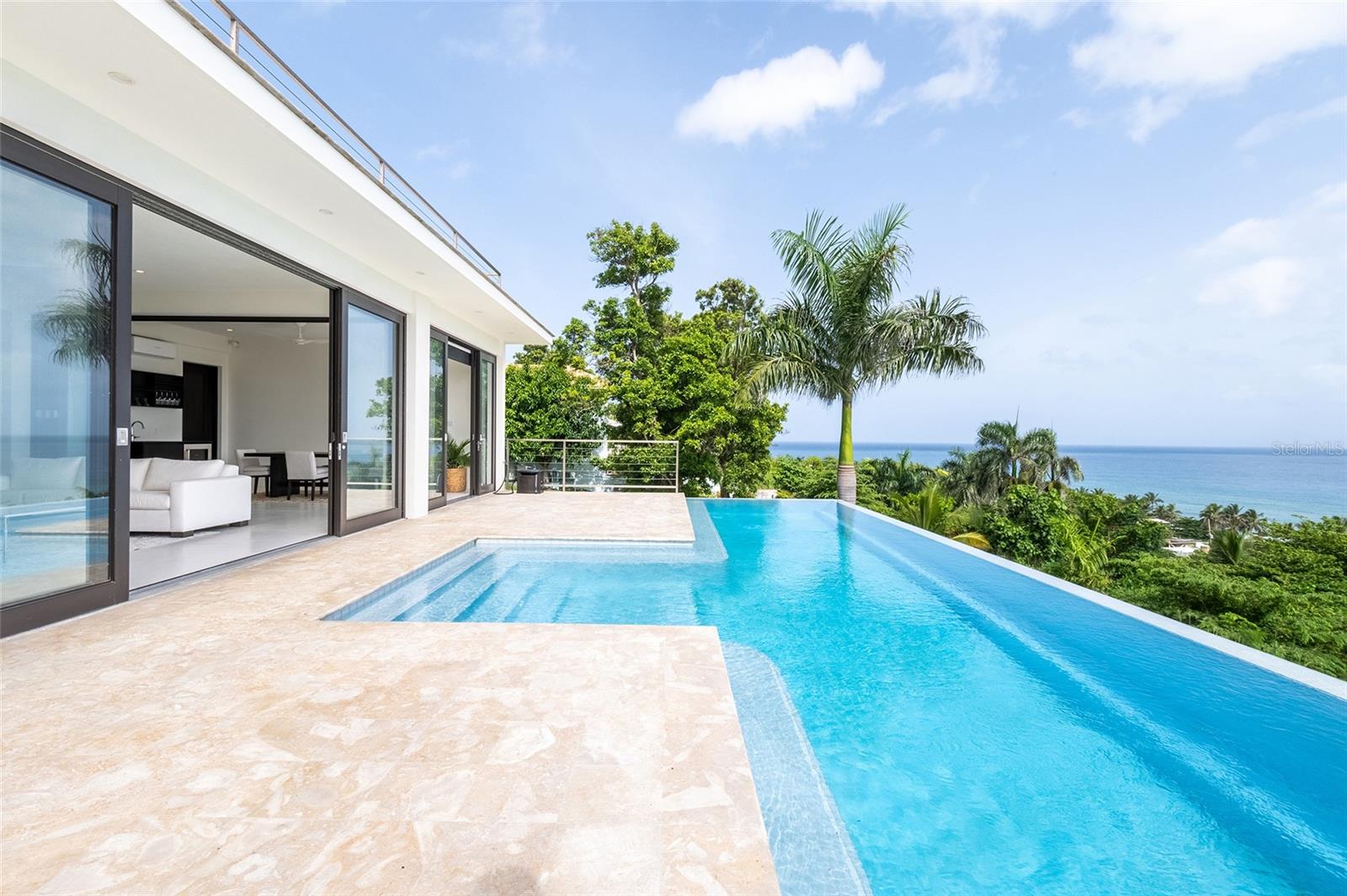 Carr 413 CALLE COLINA LINDA BO. PUNTAS