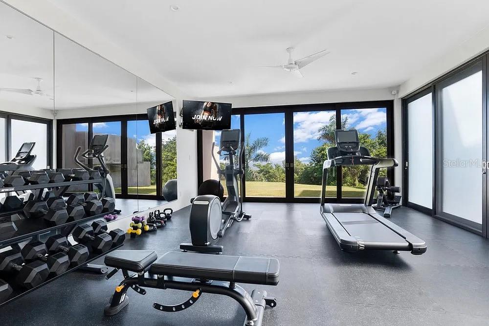 Carr 413 CALLE COLINA LINDA BO. PUNTAS