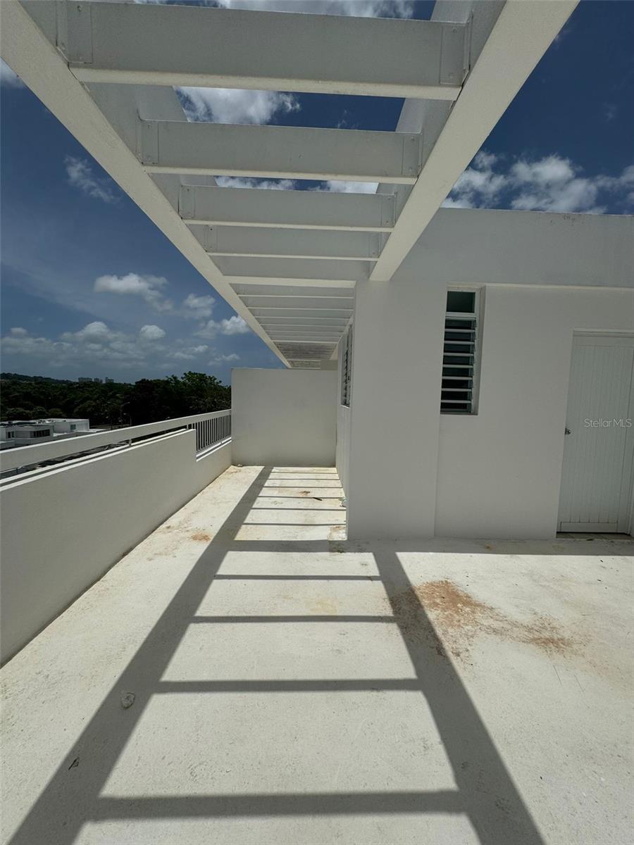 29 CALLE BASILIO CATALA #210