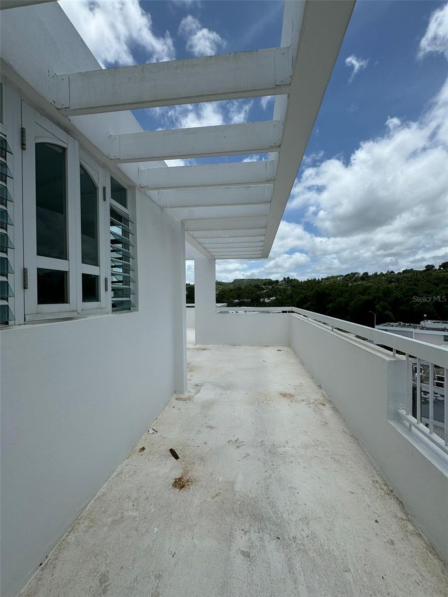 29 CALLE BASILIO CATALA #210