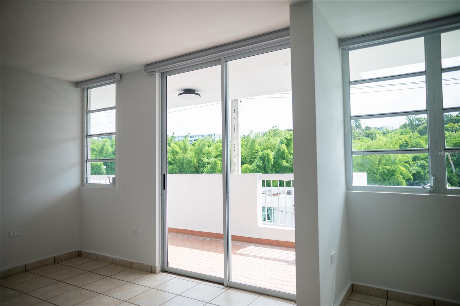 29 CALLE BASILIO CATALA #210