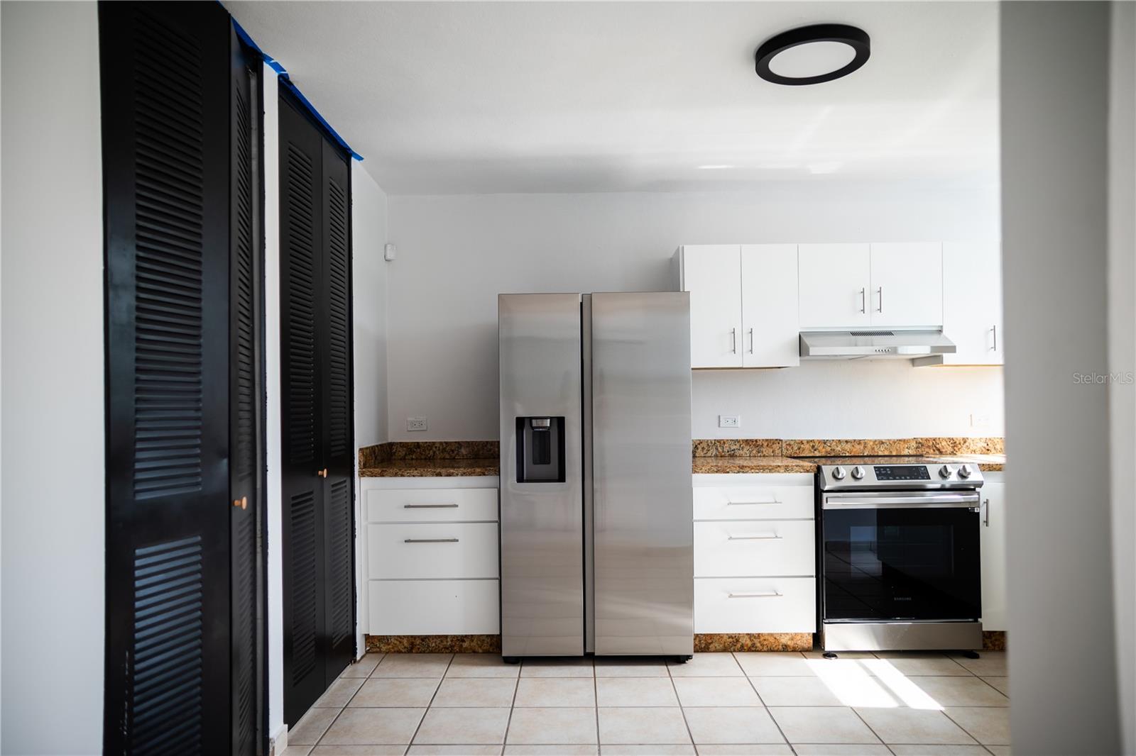 29 CALLE BASILIO CATALA #210