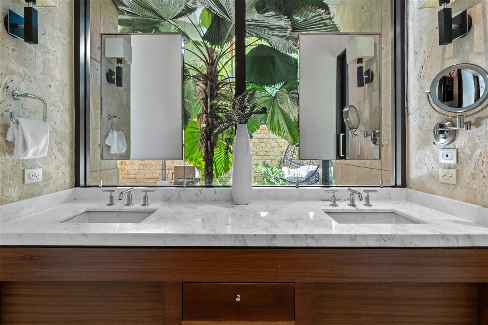 2200 DORADO BEACH DR #3