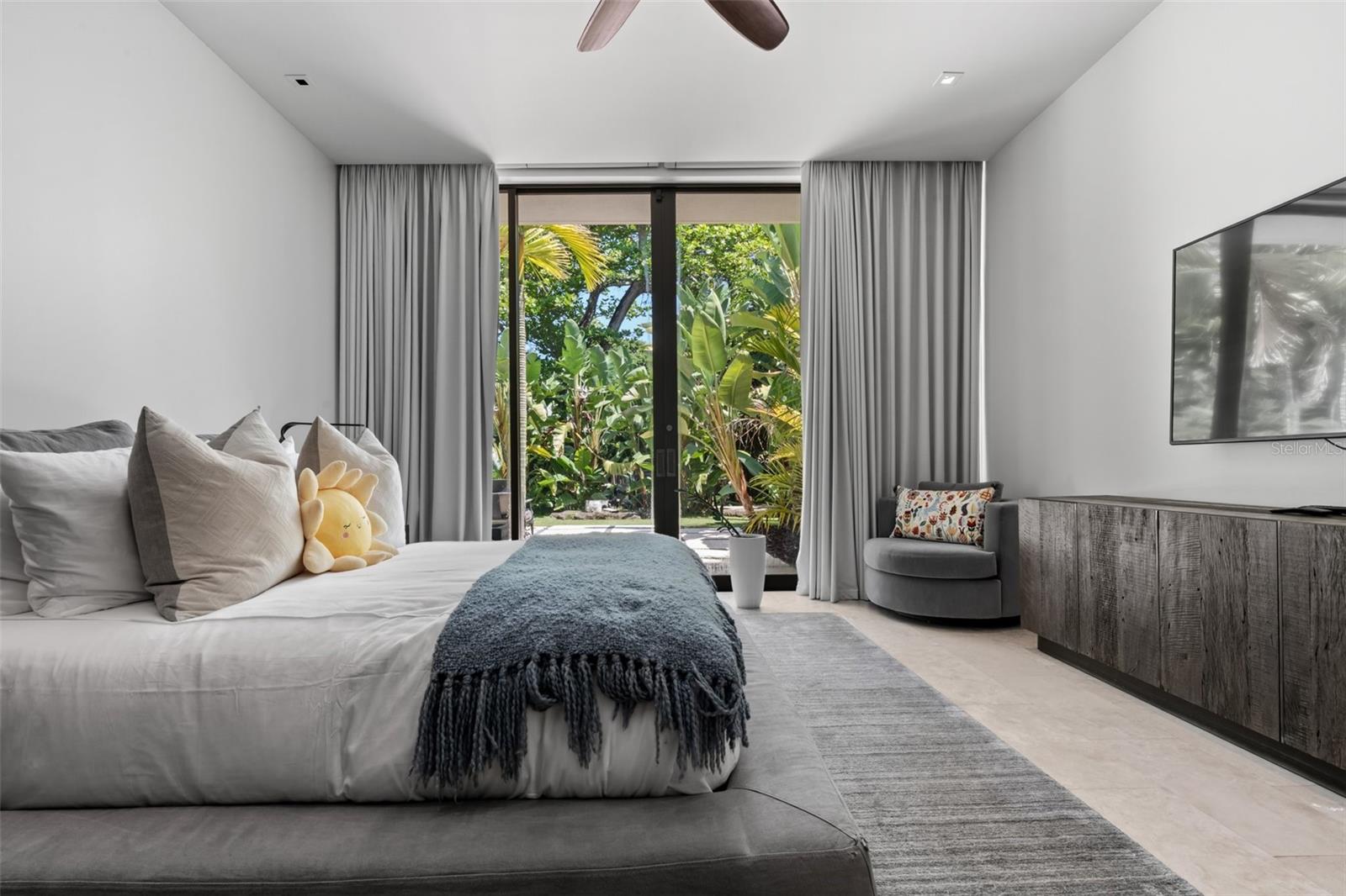 2200 DORADO BEACH DR #3