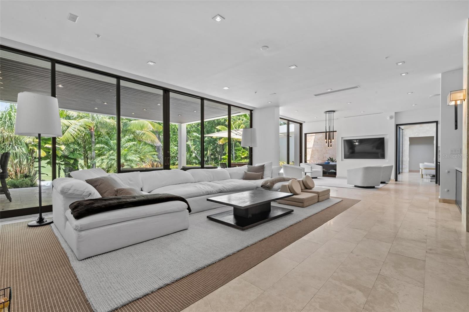 2200 DORADO BEACH DR #3