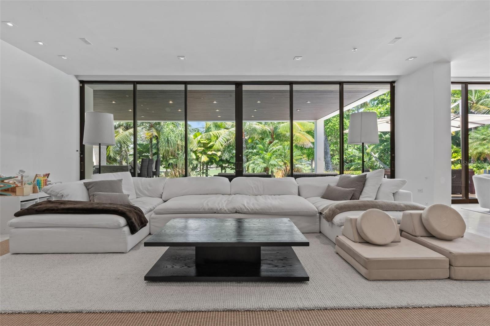 2200 DORADO BEACH DR #3