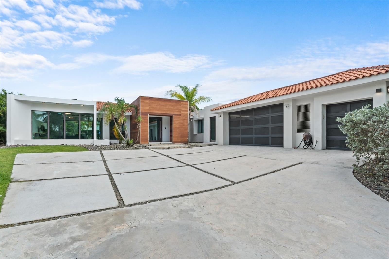 377 DORADO BEACH EAST