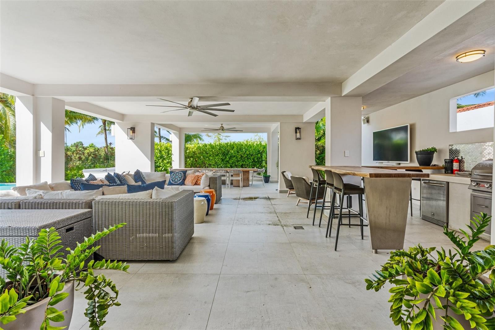 427 DORADO BEACH EAST