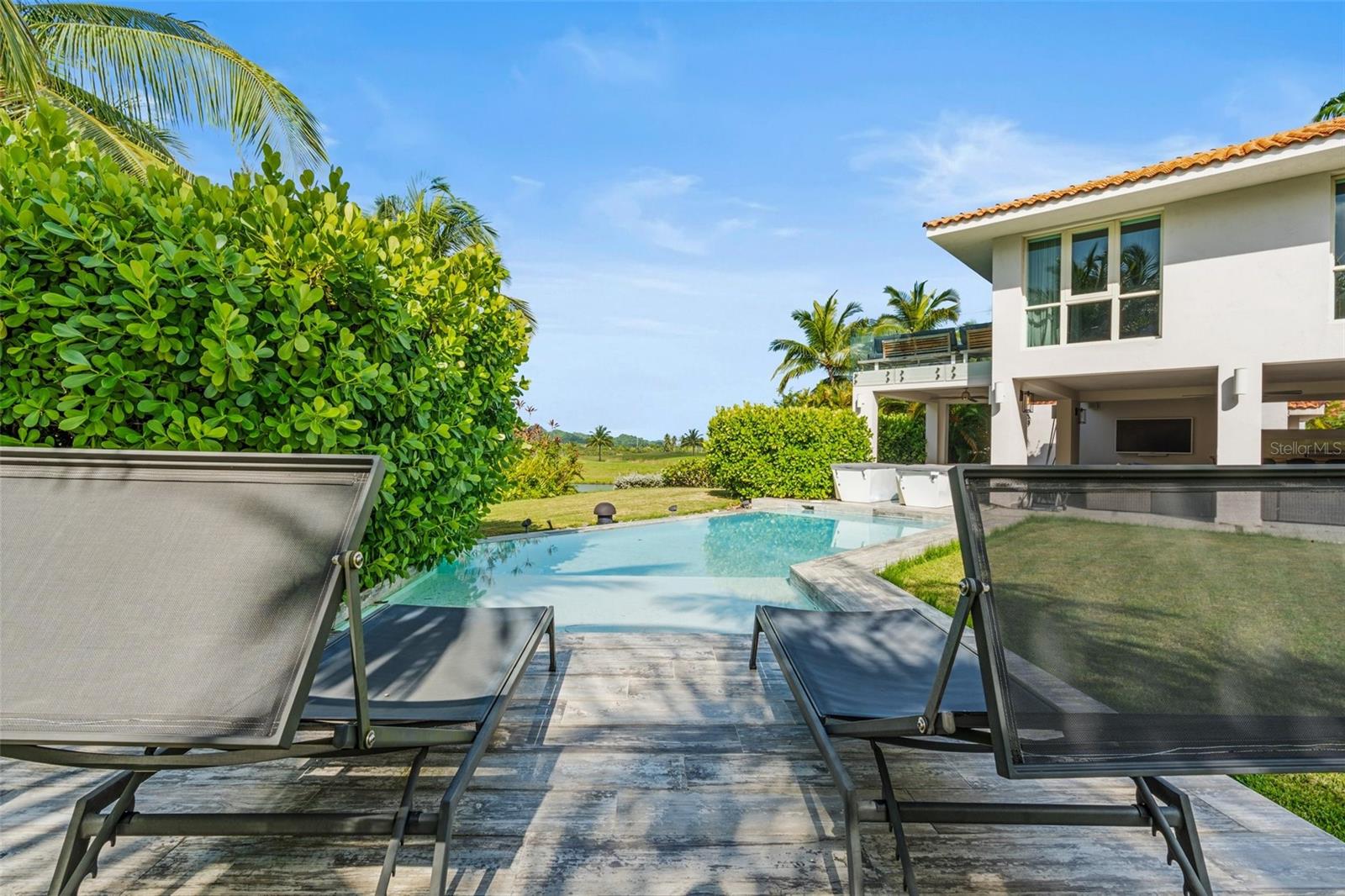 427 DORADO BEACH EAST