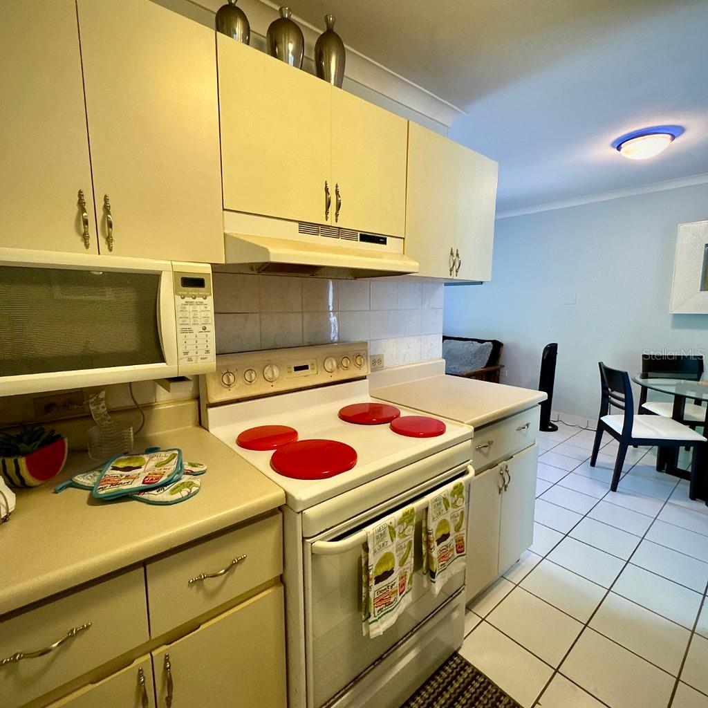 E-B COND. COSTAMAR BEACH VILLAGE #205