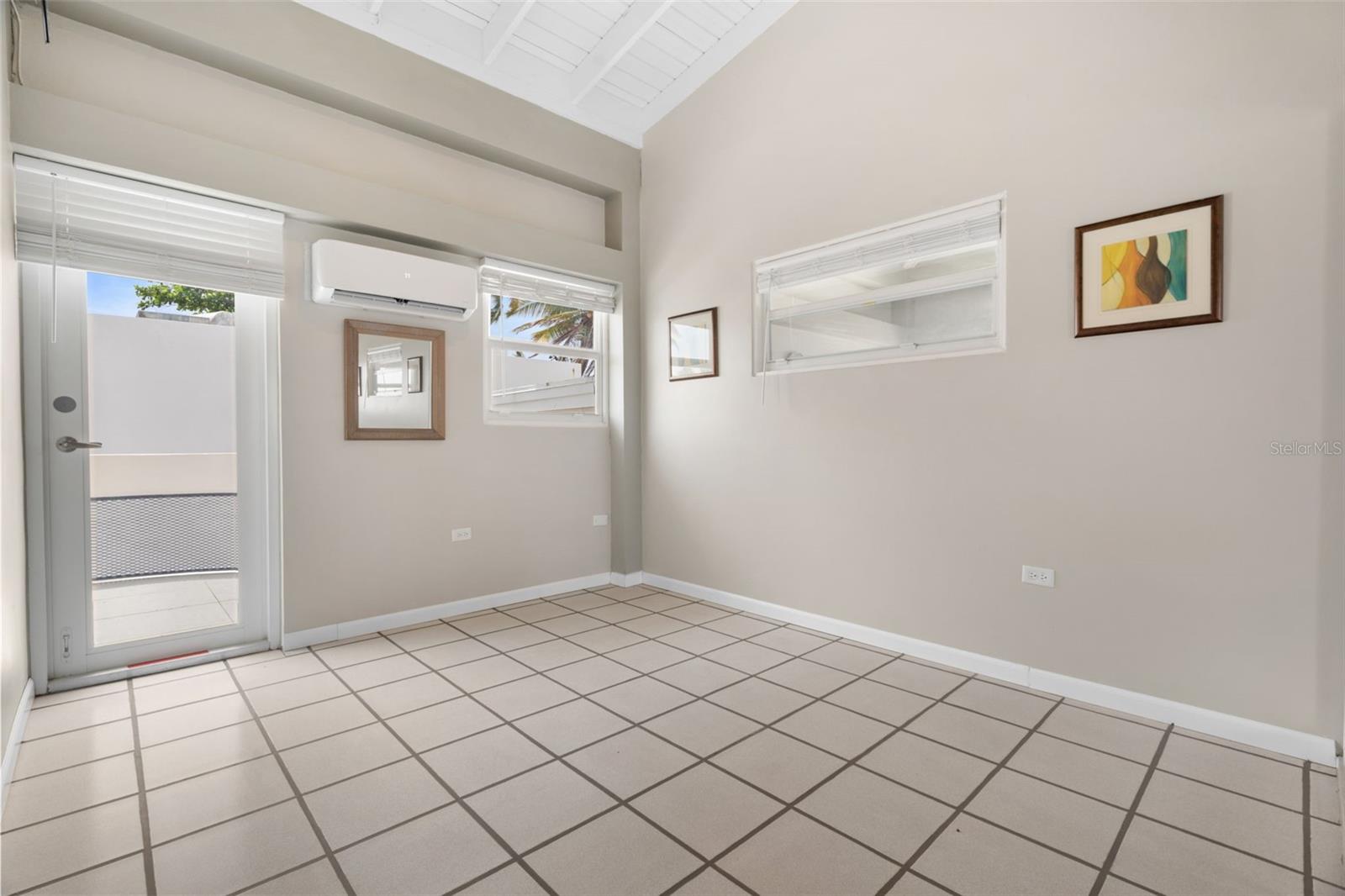 40 PASEO LA BALANDRA CERRO GORDO