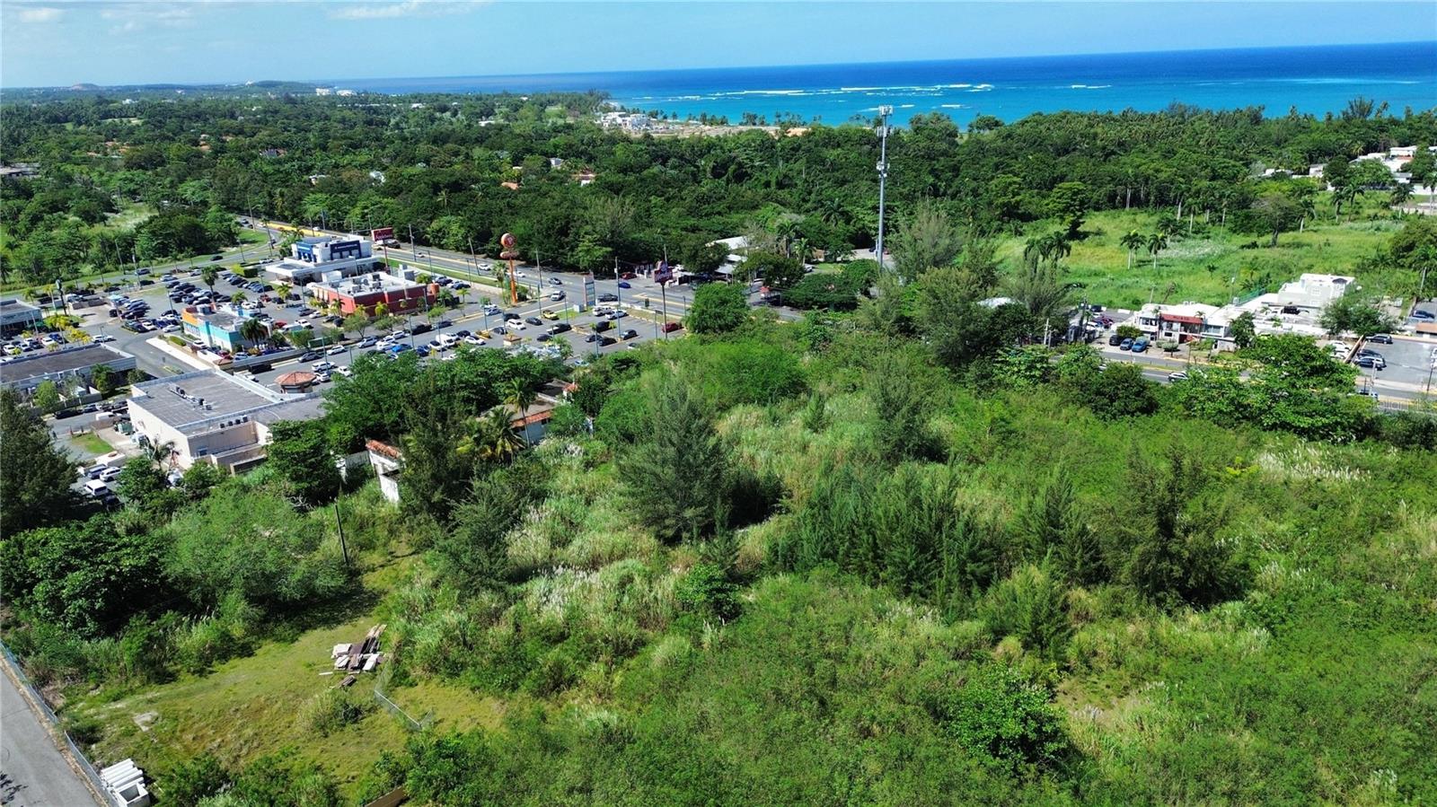 BO HIGUILLAR CARR. 695 KM. 3.2