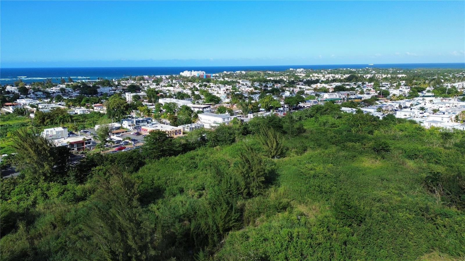 BO HIGUILLAR CARR. 695 KM. 3.2