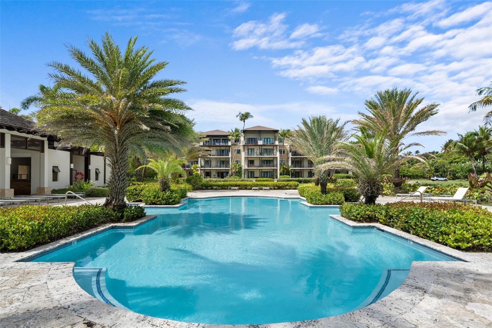 Bahia Beach Resort LAS VENTANAS II #104