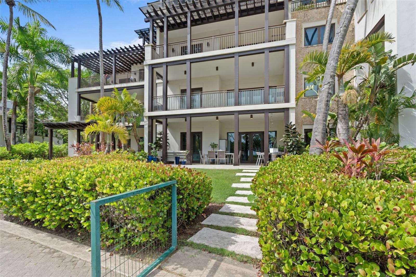 Bahia Beach Resort LAS VENTANAS II #104