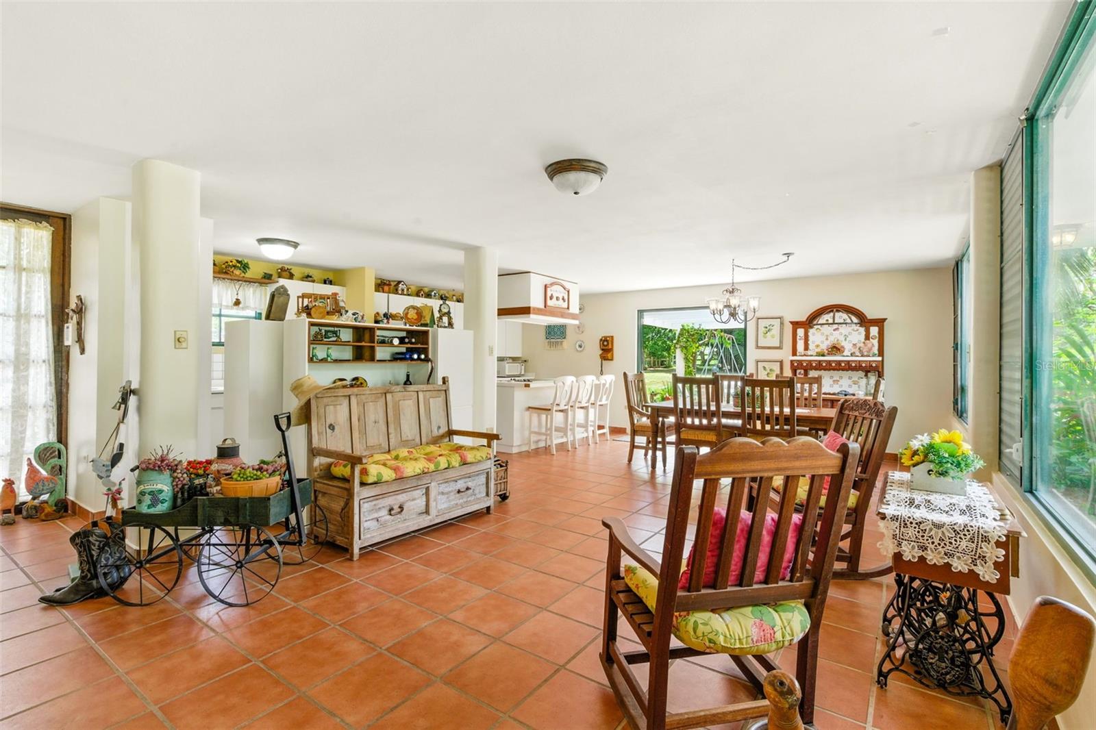 6 HACIENDA MARGARITA