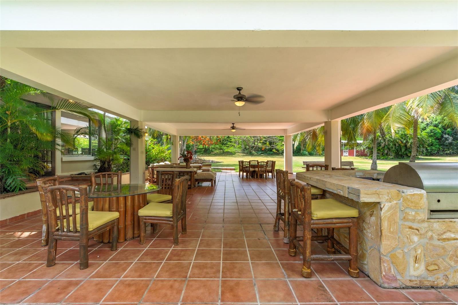 6 HACIENDA MARGARITA