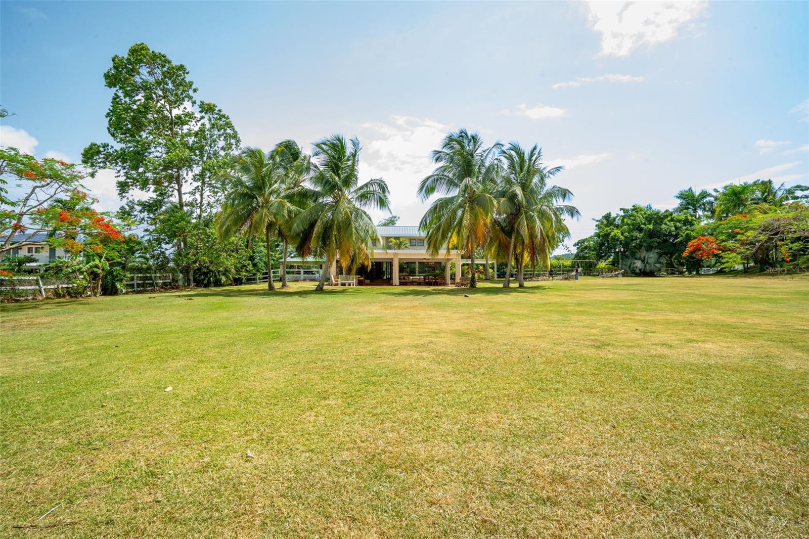 6 HACIENDA MARGARITA