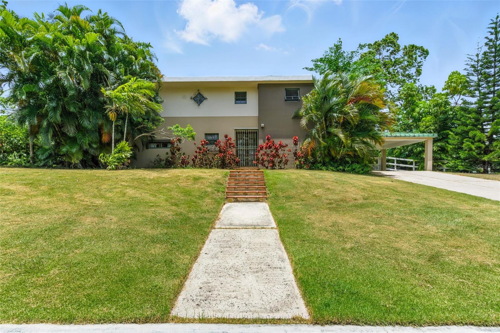 6 HACIENDA MARGARITA