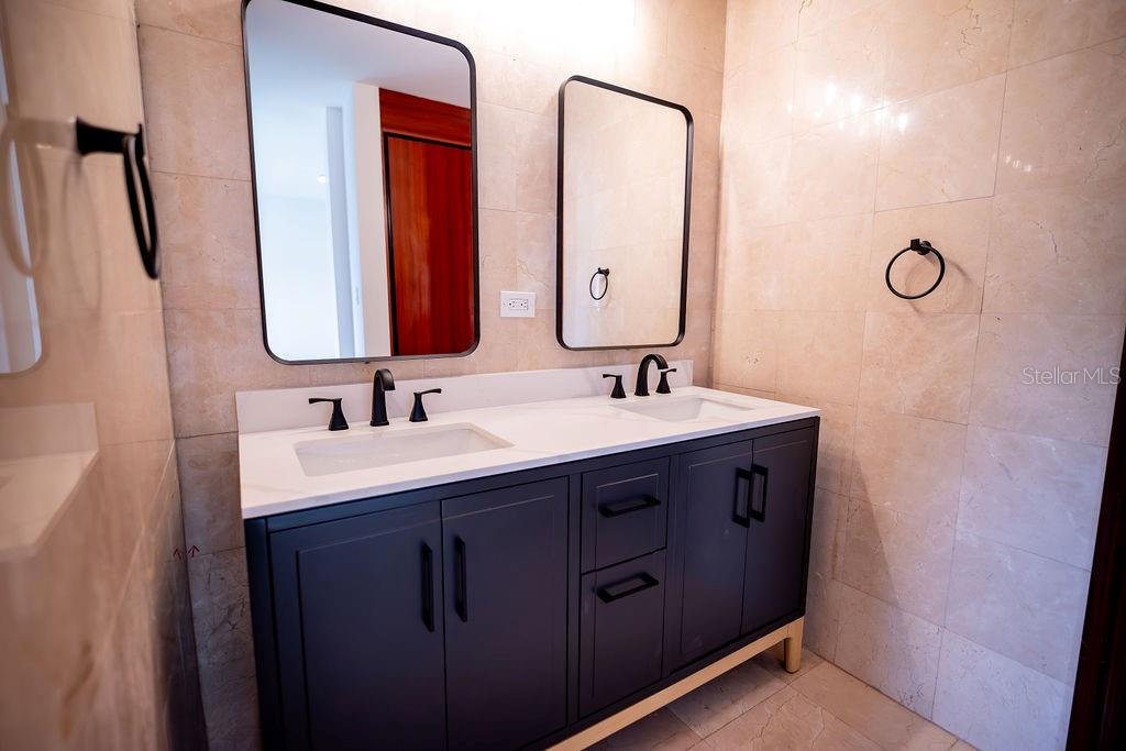 1010 CALLE ORQUID #102