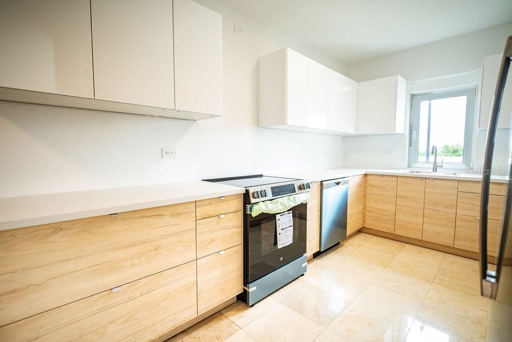 1010 CALLE ORQUID #102