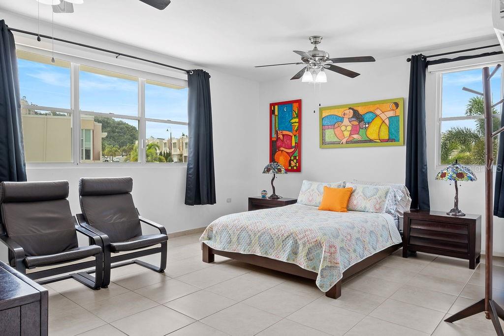 URB MIRABELLA B-53 AQUAMARINA