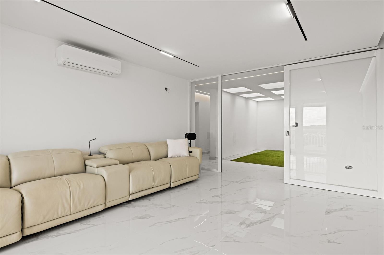 1010 CALLE ORQUID #1106