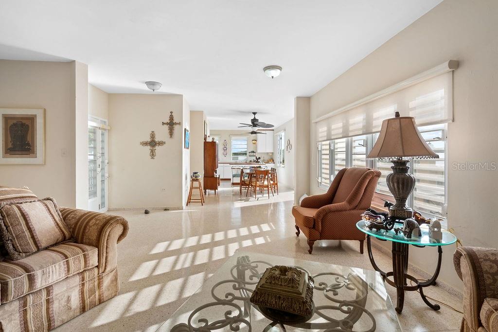 307 Km 4.8 BUYE BO PEDERNALES