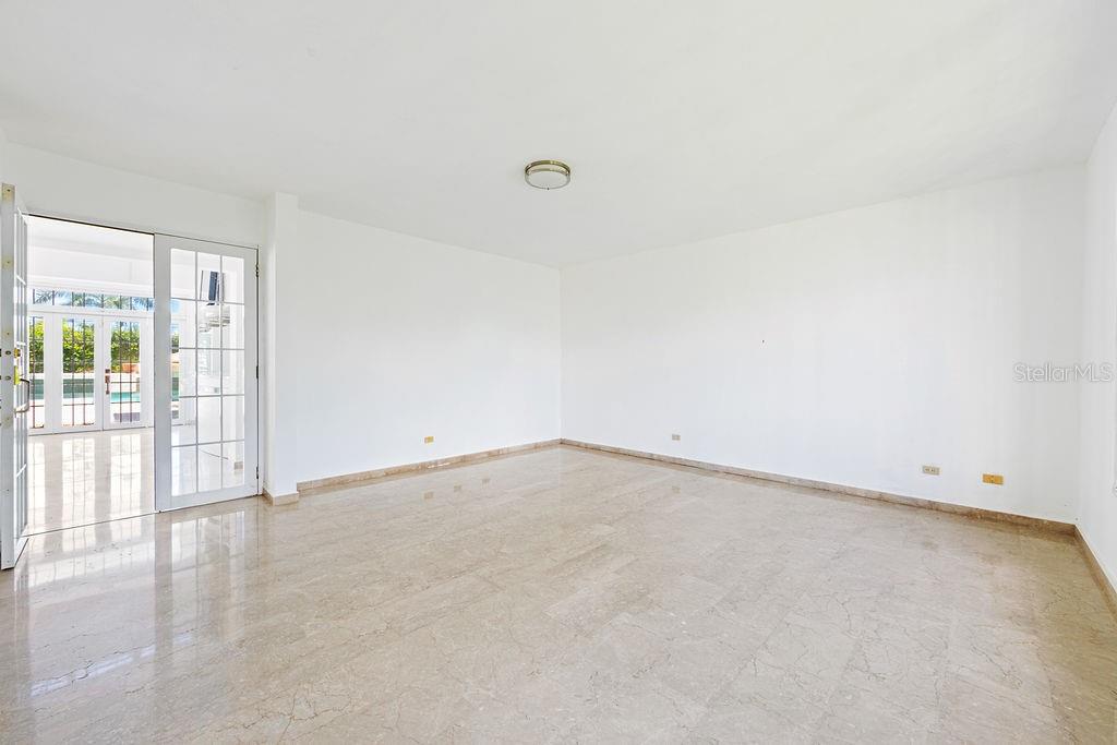 URB. SANTA MARIA 1906 CLL ORQUIDEA