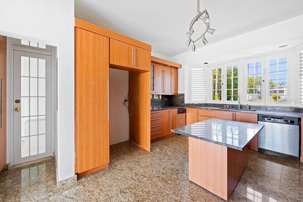 URB. SANTA MARIA 1906 CLL ORQUIDEA