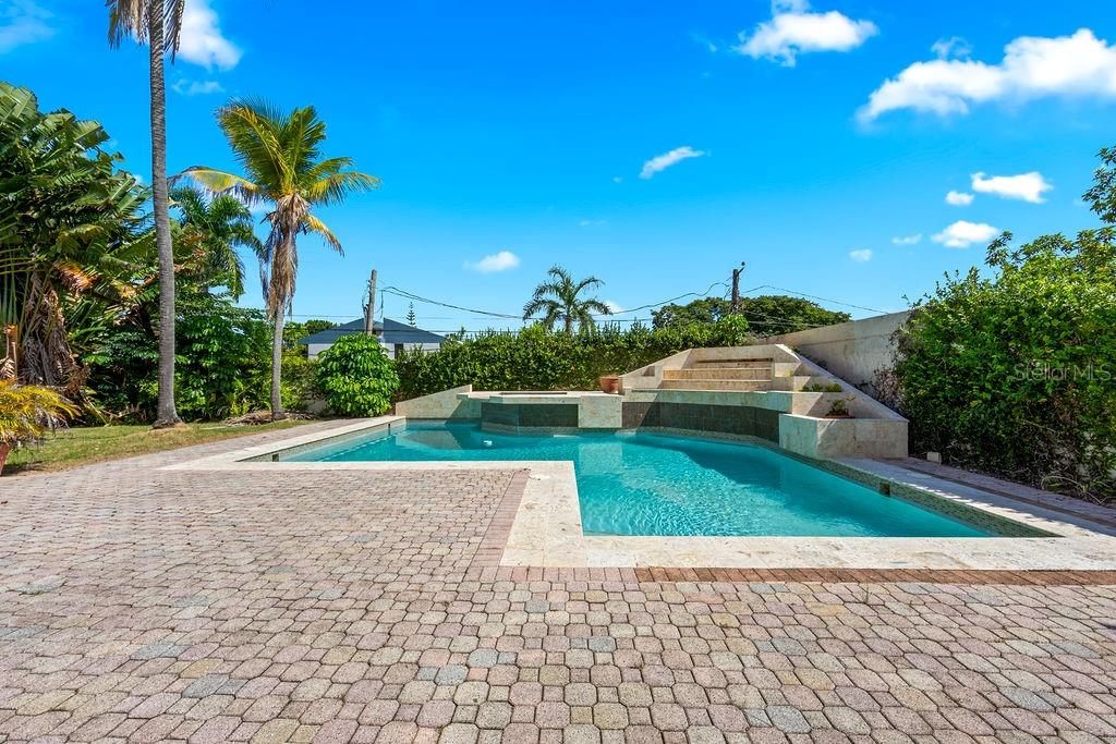 URB. SANTA MARIA 1906 CLL ORQUIDEA