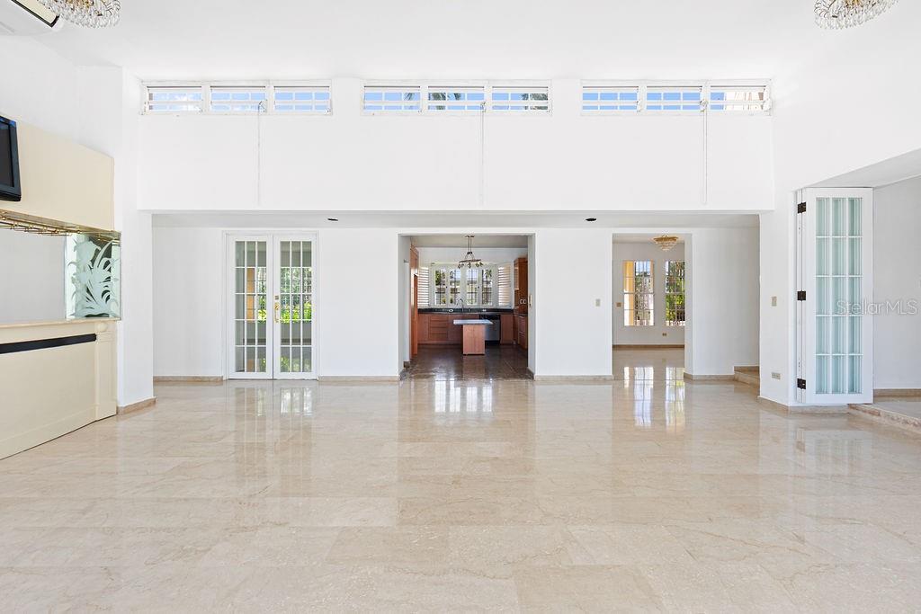 URB. SANTA MARIA 1906 CLL ORQUIDEA