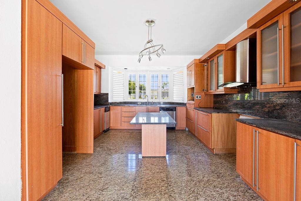 URB. SANTA MARIA 1906 CLL ORQUIDEA