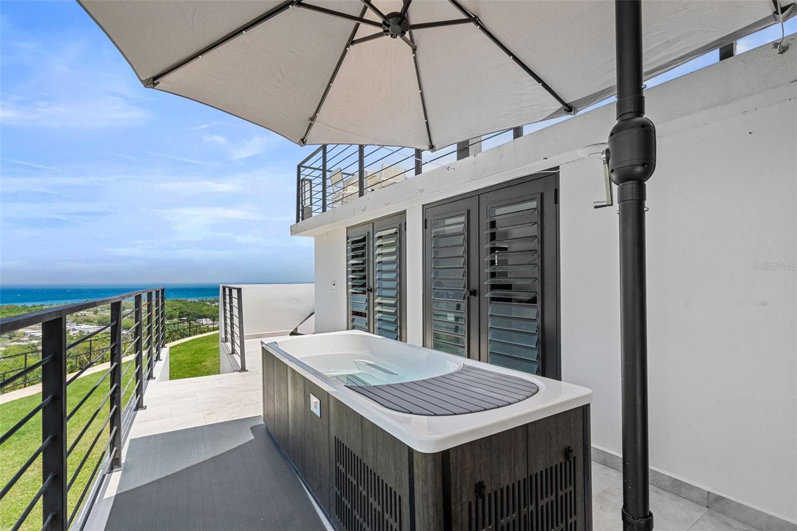 CARR. 2 KM. 94.0 QUINTAS DE CAMUY INT. BO. YEGUADA