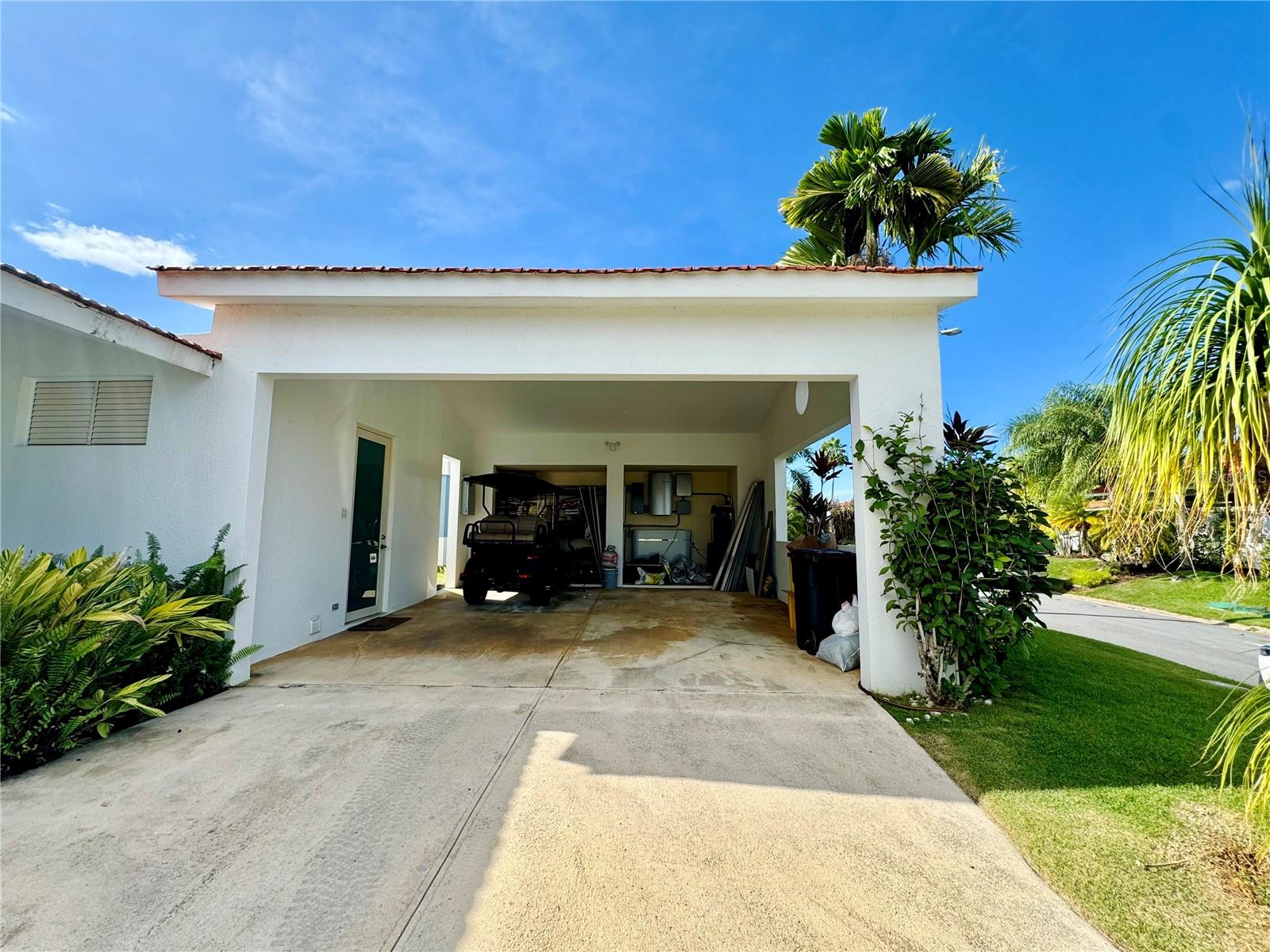 195 CAMINO DEL NARCIZO SABANERA