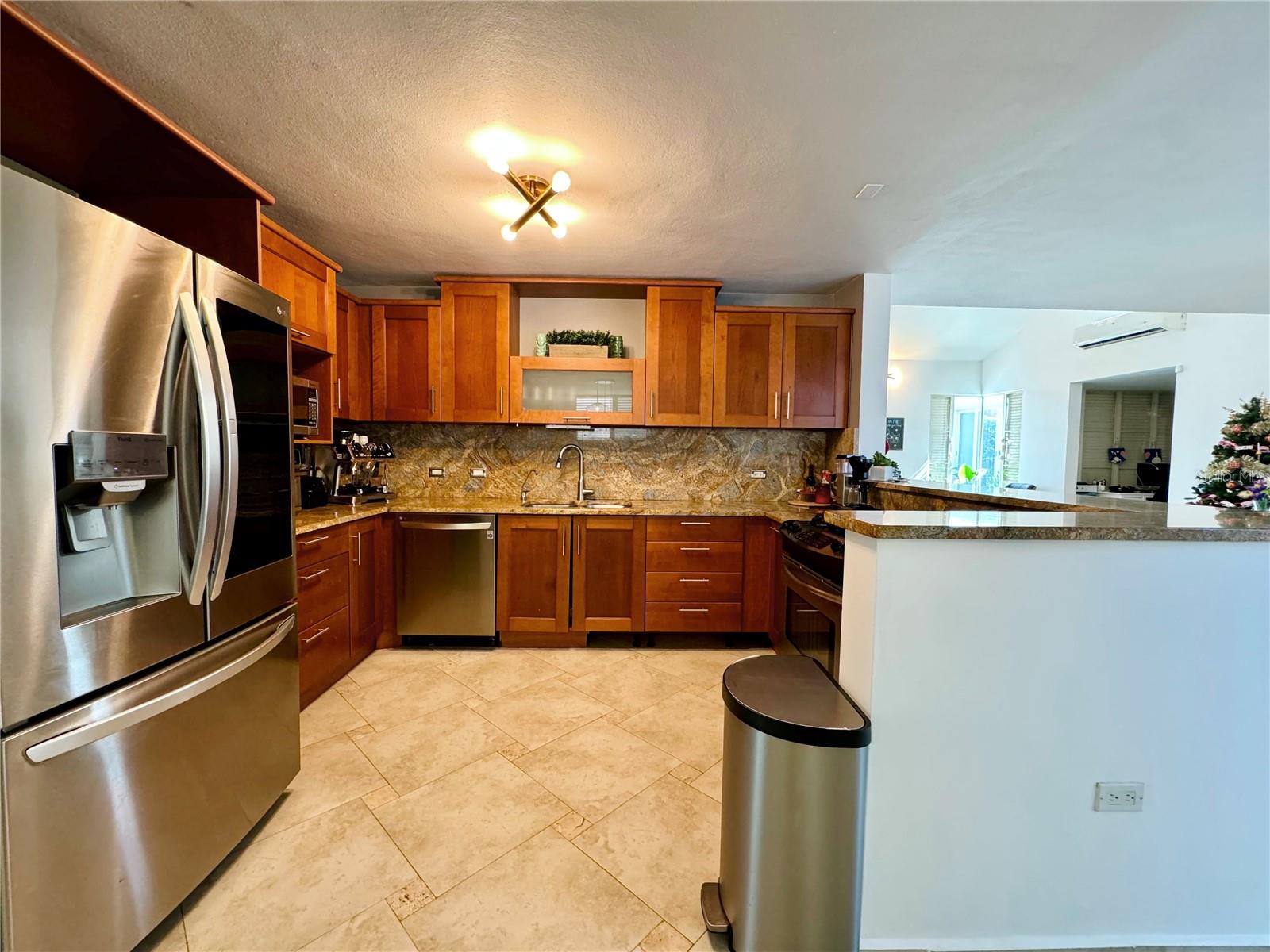 195 CAMINO DEL NARCIZO SABANERA