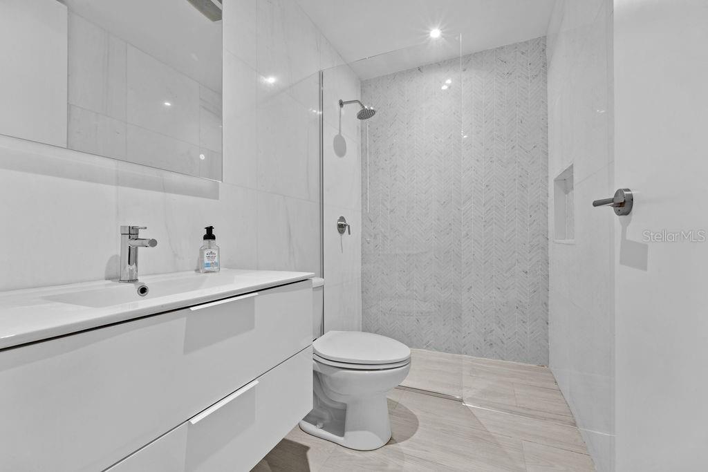 Ocean Sixteen 9000 RIO MAR BLVD #321