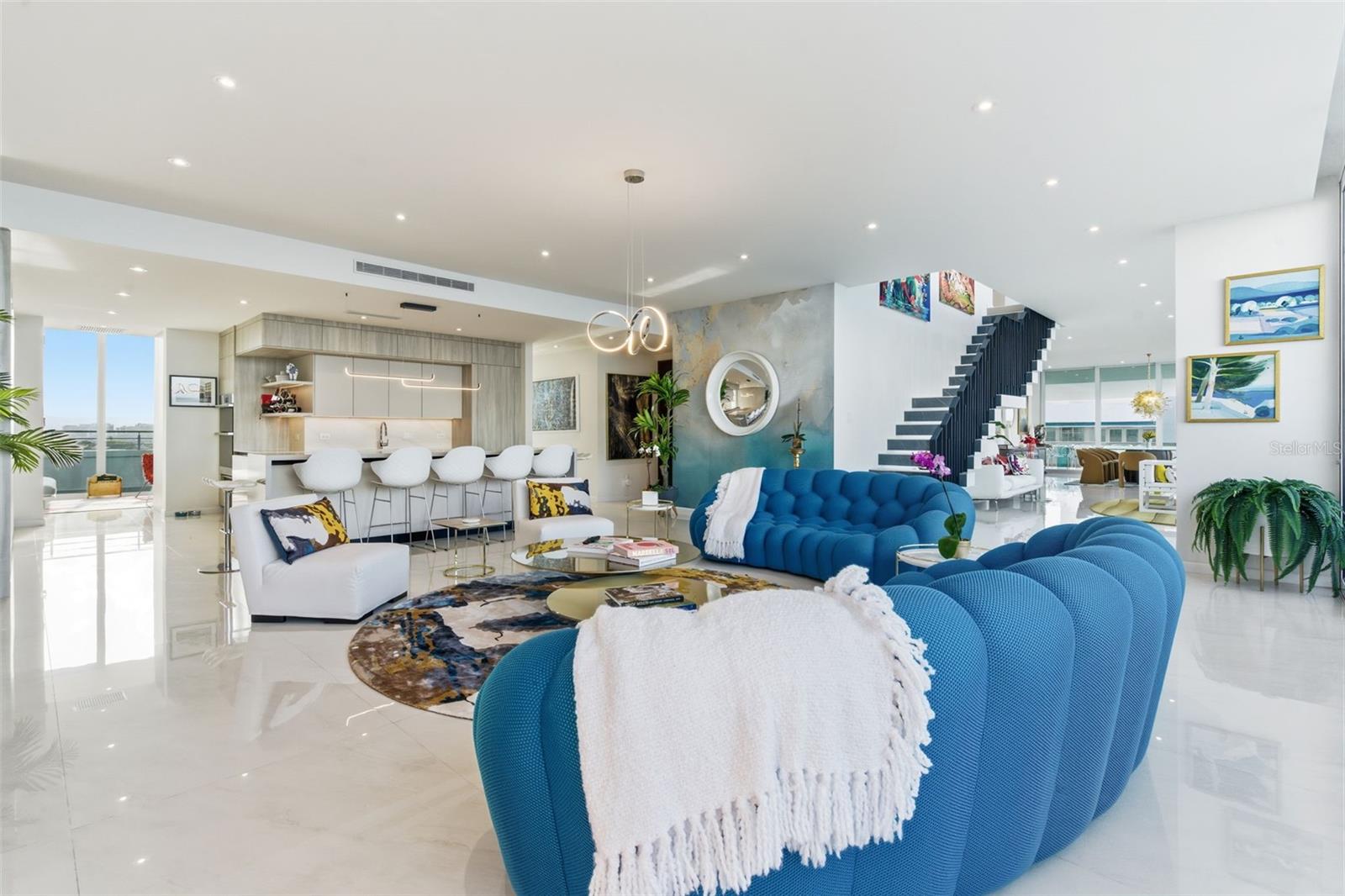 3307 AVE. ISLA VERDE #PH 1-2