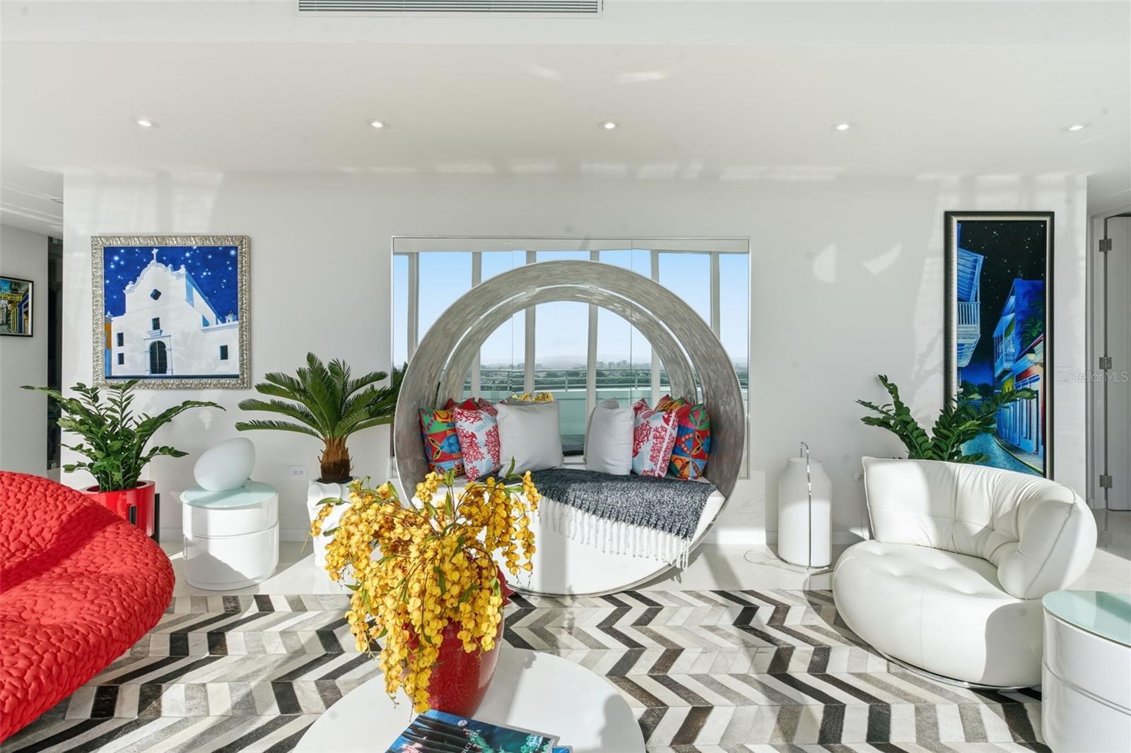 3307 AVE. ISLA VERDE #PH 1-2