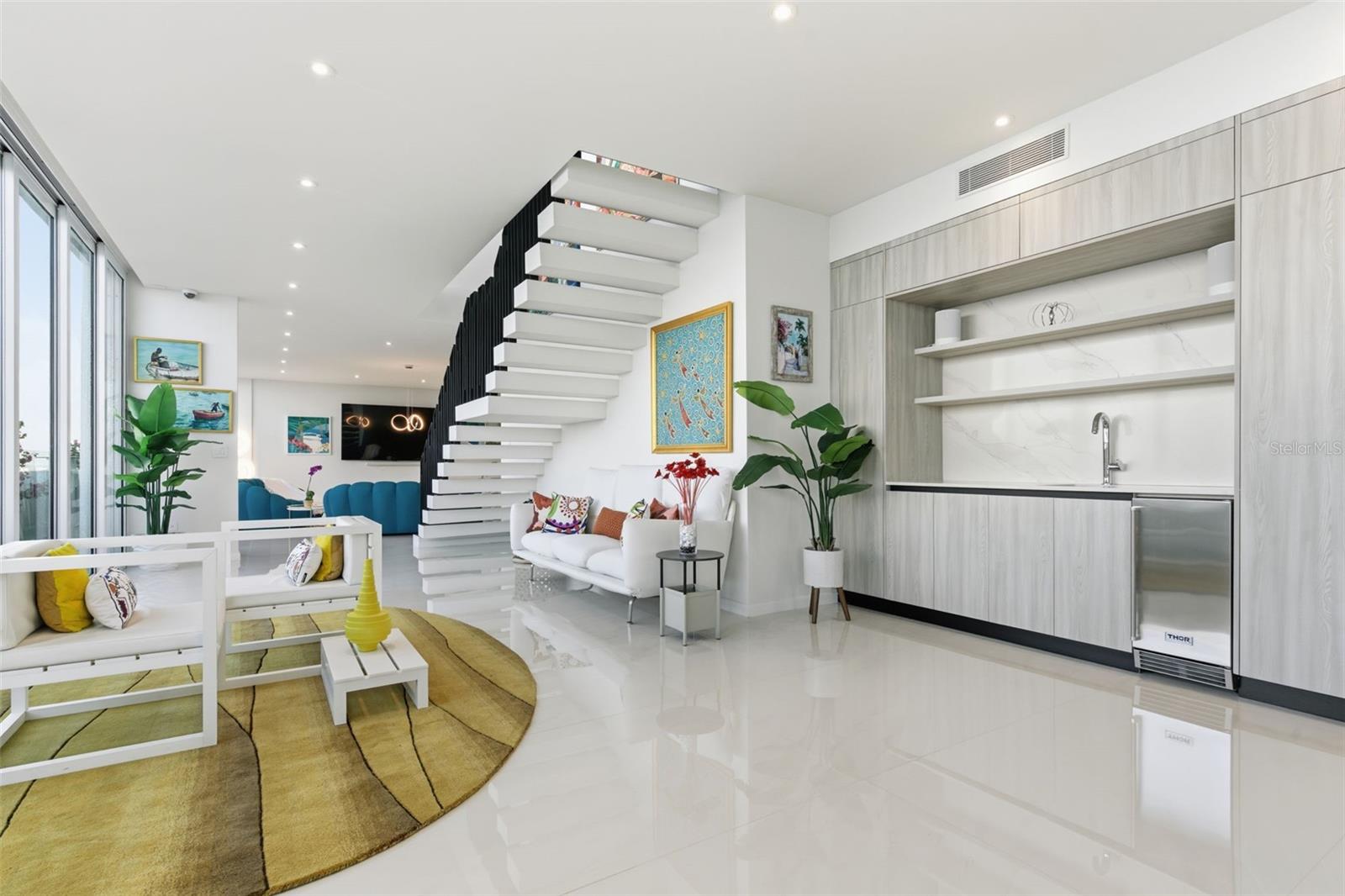 3307 AVE. ISLA VERDE #PH 1-2