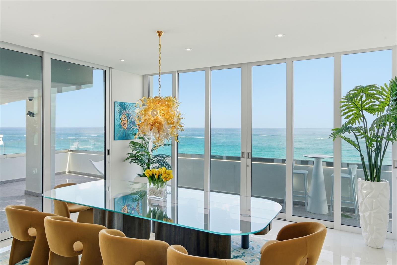 3307 AVE. ISLA VERDE #PH 1-2