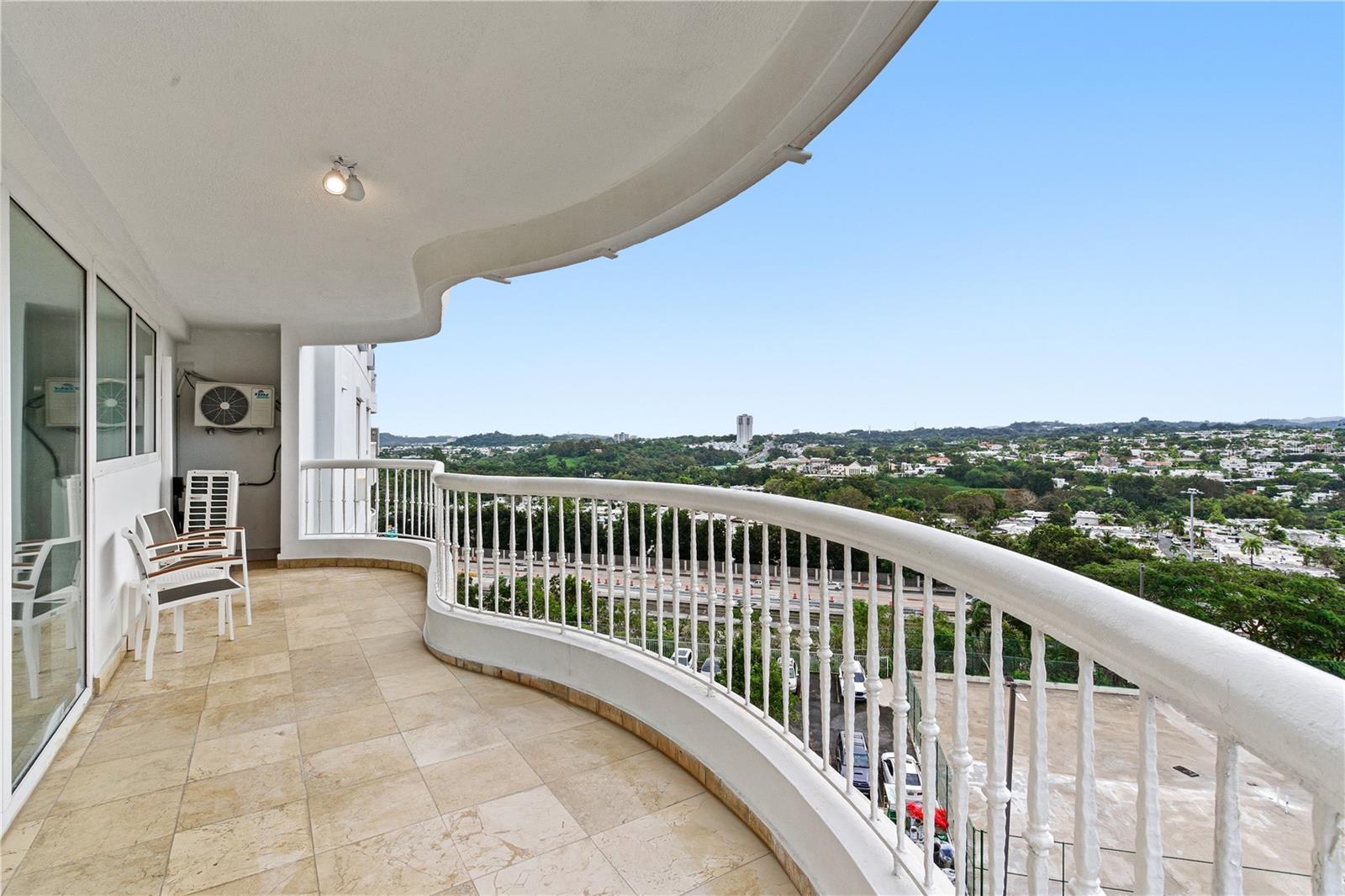 1010 CALLE ORQUID #704