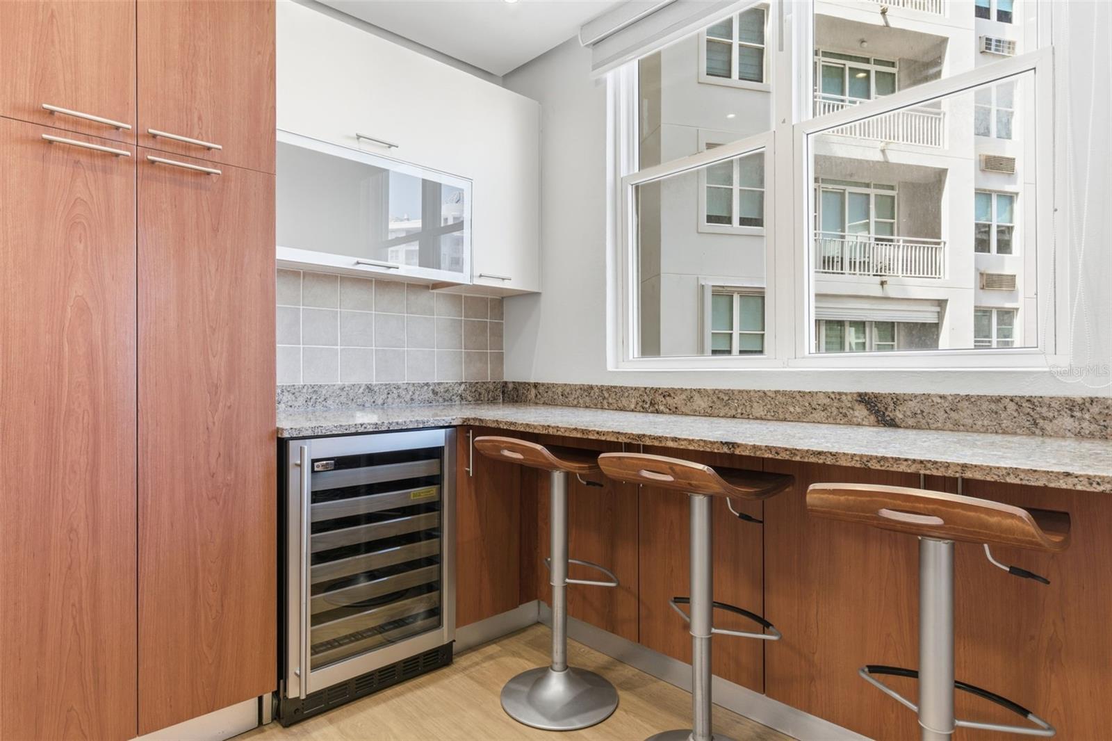 100 CALLE DEL MUELLE CAPITOLIO PLAZA #1408