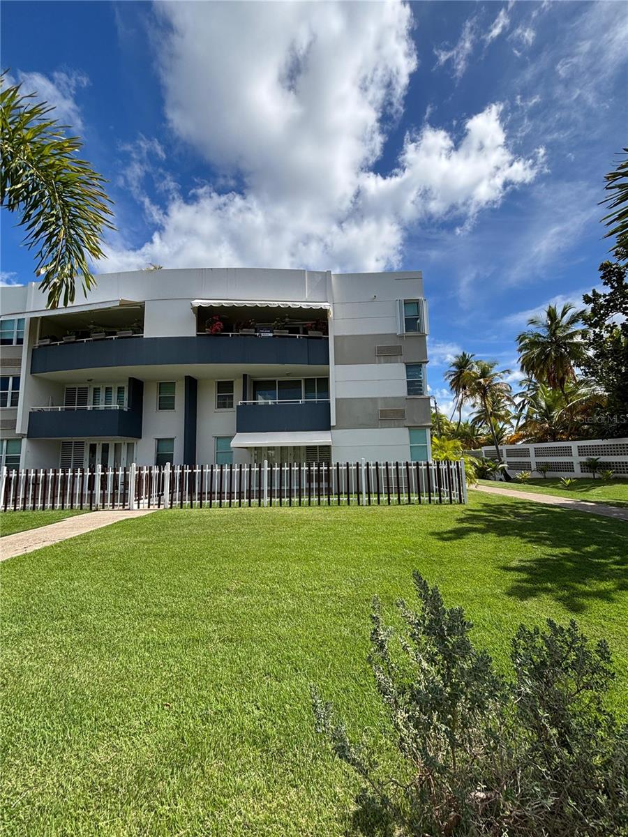 PH 1-A ARROYO BEACH RESORT #PH1-A