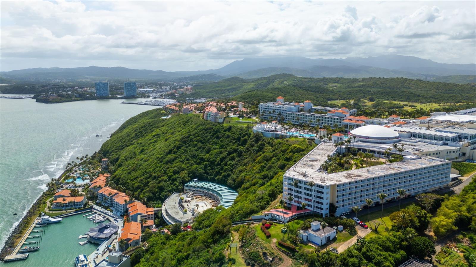 Las Casitas I 1000 AVENUE EL CONQUISTADOR #5214-15-16