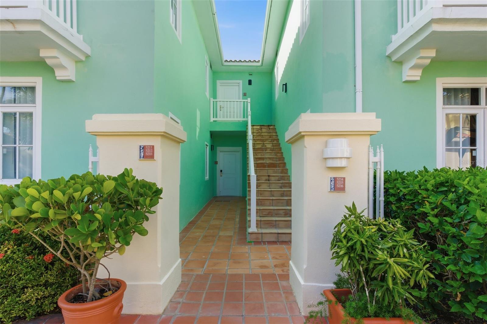 Las Casitas I 1000 AVENUE EL CONQUISTADOR #5214-15-16