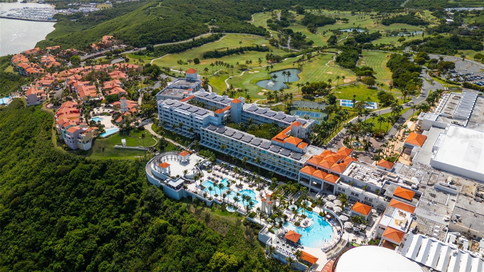 Las Casitas I 1000 AVENUE EL CONQUISTADOR #5241-42-43