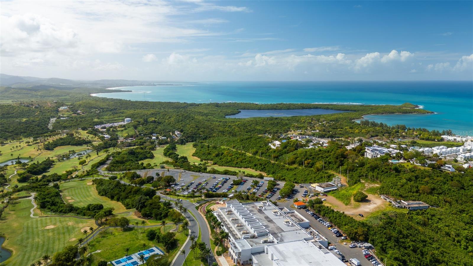 Las Casitas I 1000 AVENUE EL CONQUISTADOR #5241-42-43